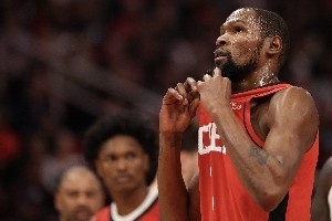 三分回暖罚球拉胯！火箭过度依赖杜兰特 若无改善季后赛恐难走远